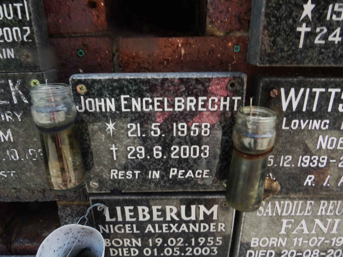 ENGELBRECHT John 1958-2003