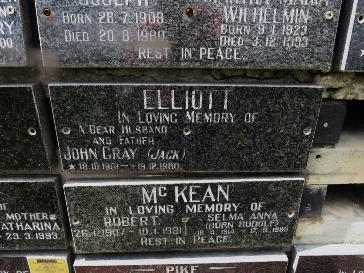ELLIOTT John Gray 1901-1980