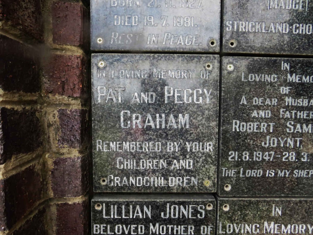 GRAHAM Pat &amp; Peggy