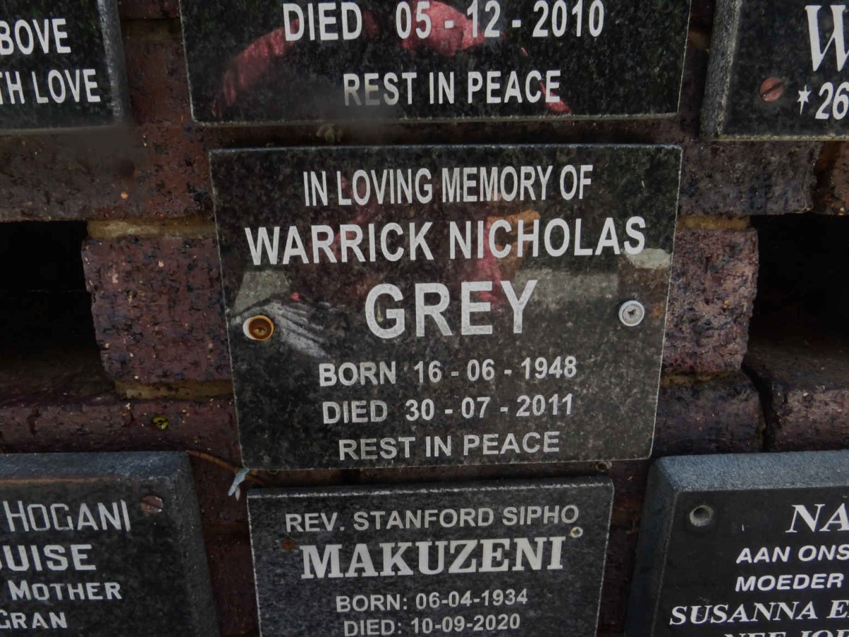 GREY Warrick Nicholas 1948-2011