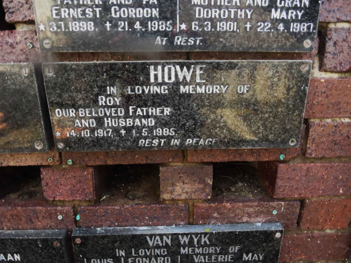 HOWE Roy 1917-1985