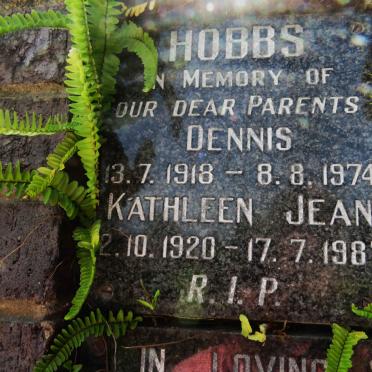 HOBBS Dennis 1918-1974 &amp; Kathleen Jean 1920-1987