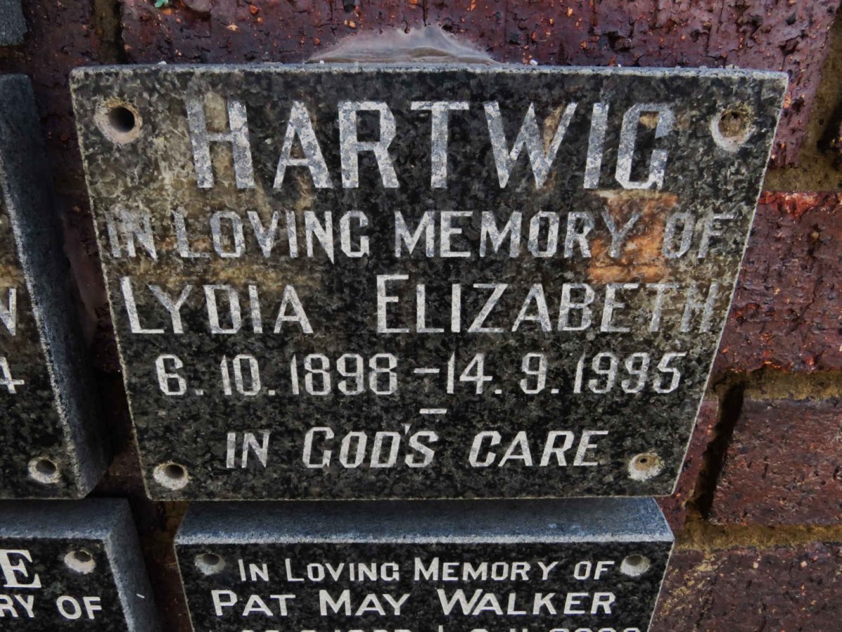 HARTWIG Lydia Elizabeth 1898-1995