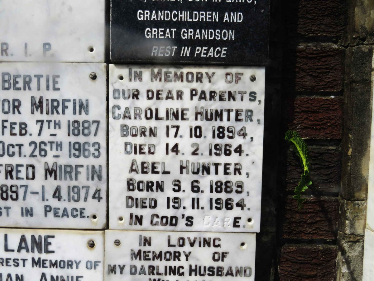 HUNTER Abel 1889-1964 &amp; Caroline 1894-1964