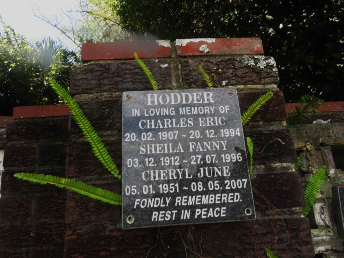 HODDER Charles Eric 1907-1994 &amp; Sheila Fanny 1912-1996 :: HODDER Cheryl June 1951-2007