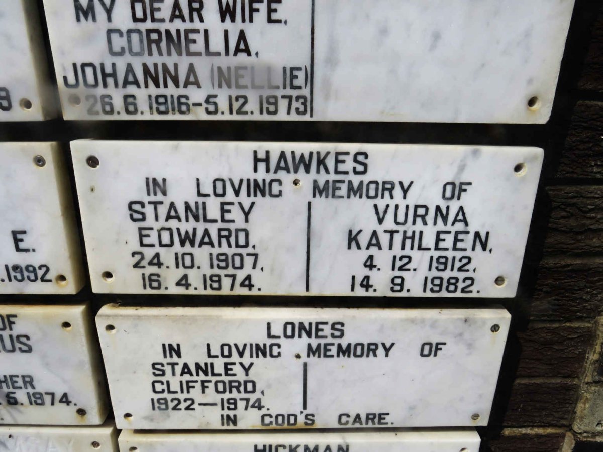 HAWKES Stanley Edward 1907-1974 &amp; Vurna Kathleen 1912-1982