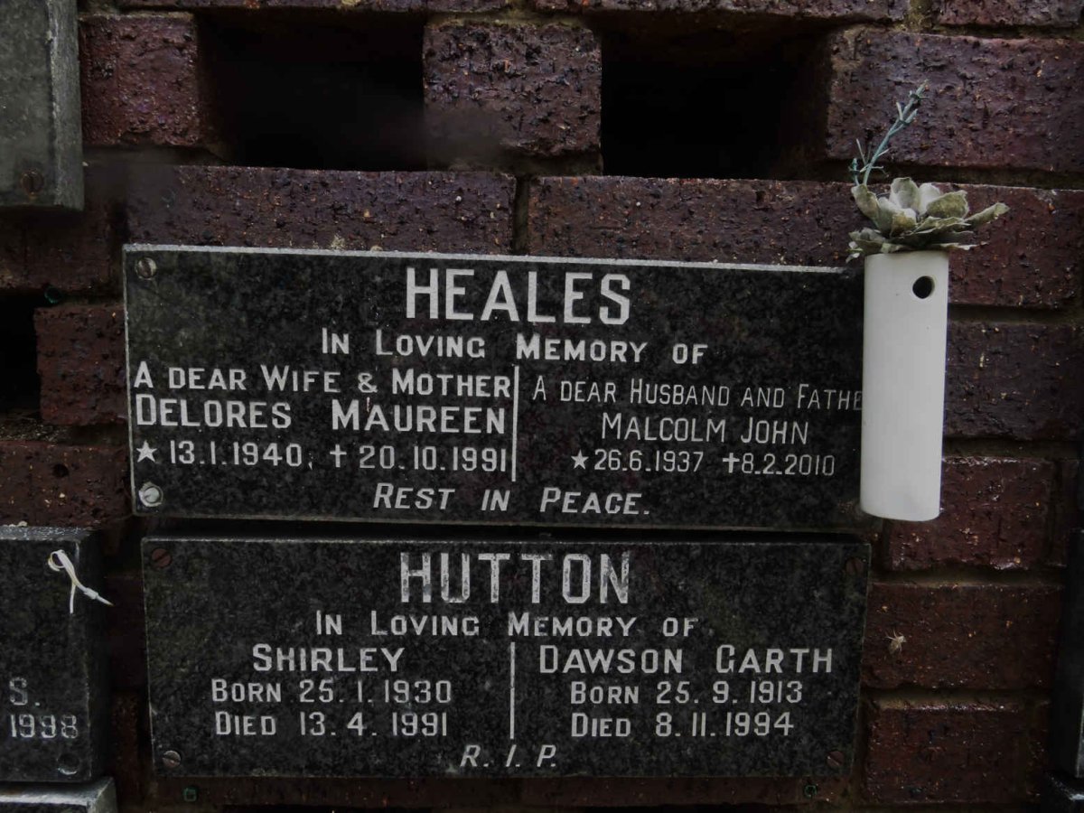 HEALES Malcolm John 1937-2010 &amp; Delores Maureen 1940-1991