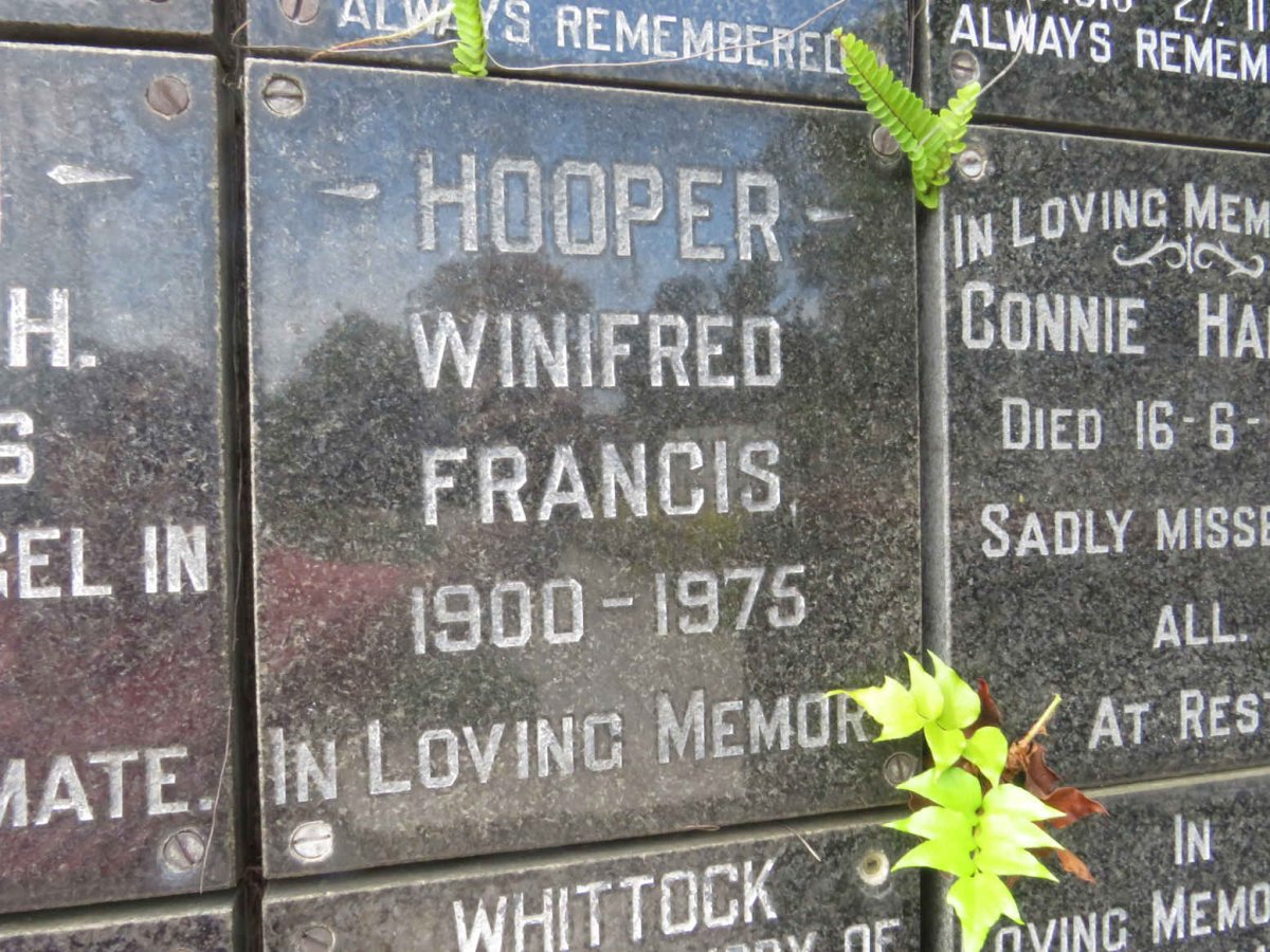 HOOPER Winifred Francis 1900-1975