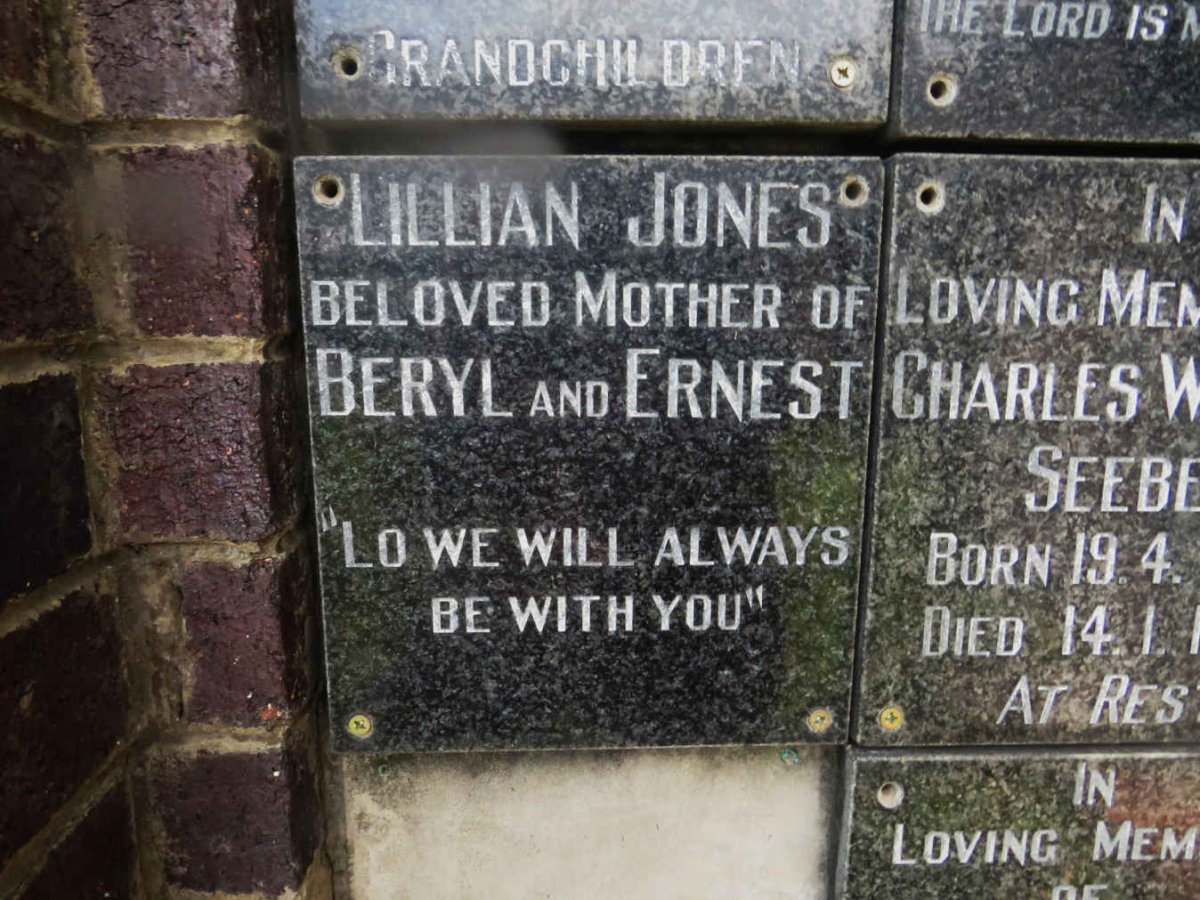 JONES Lillian