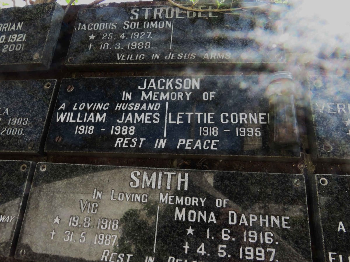 JACKSON William James 1918-1988 &amp; Lettie Cornel? 1918-1995