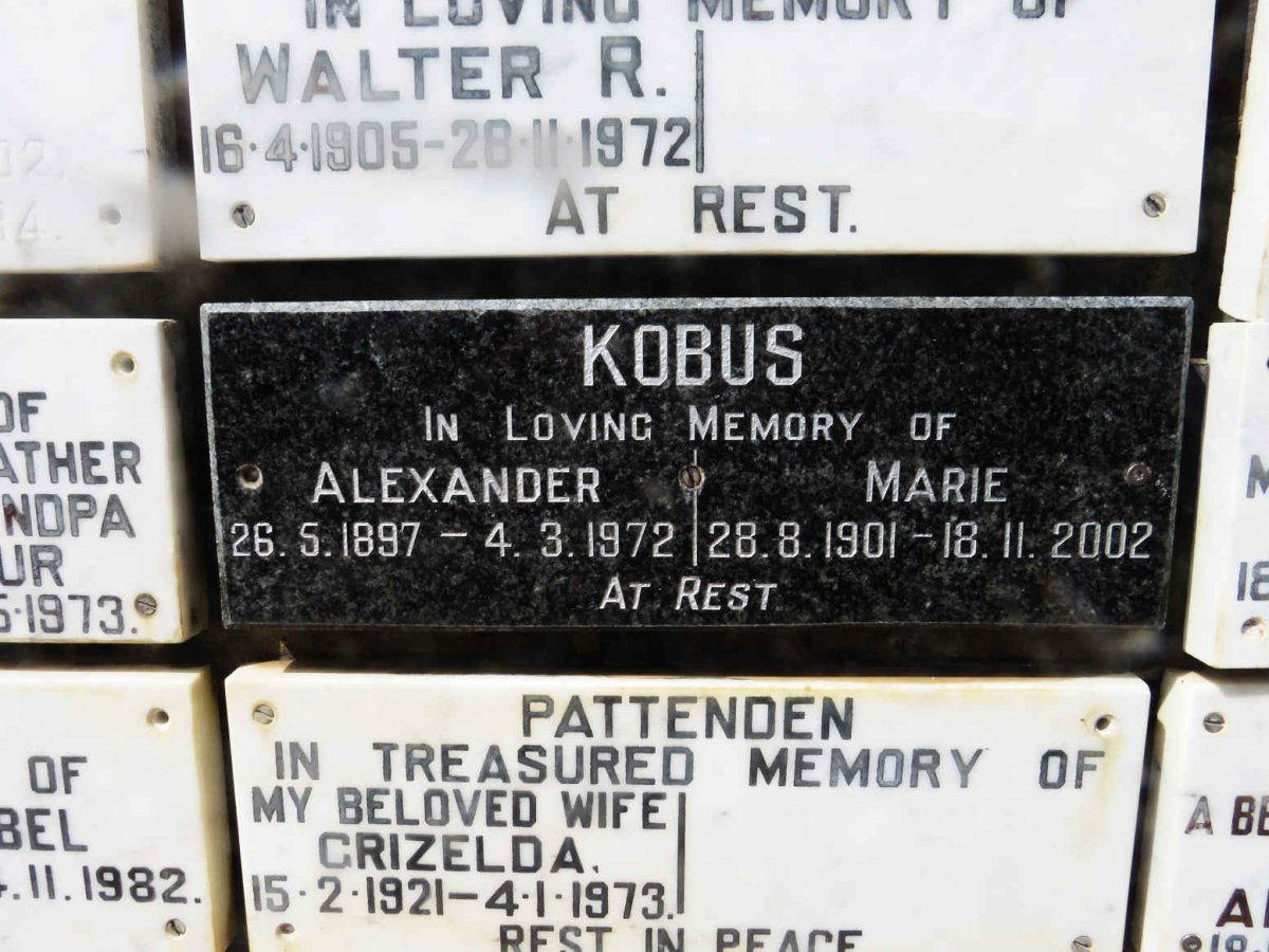 KOBUS Alexander 1897-1972 &amp; Marie 1901-2002