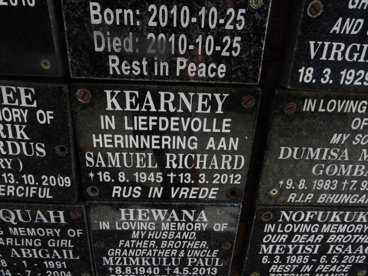 KEARNEY Samuel Richard 1945-2012 :: HEWANA Mzimkulu Paul 1940-2013