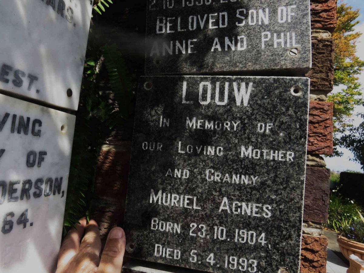 LOUW Muriel Agnes 1904-1993