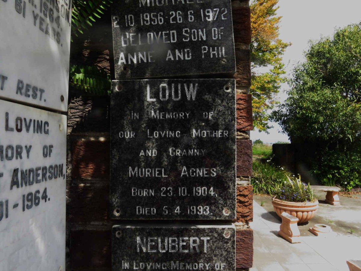 LOUW Muriel Agnes 1904-1993