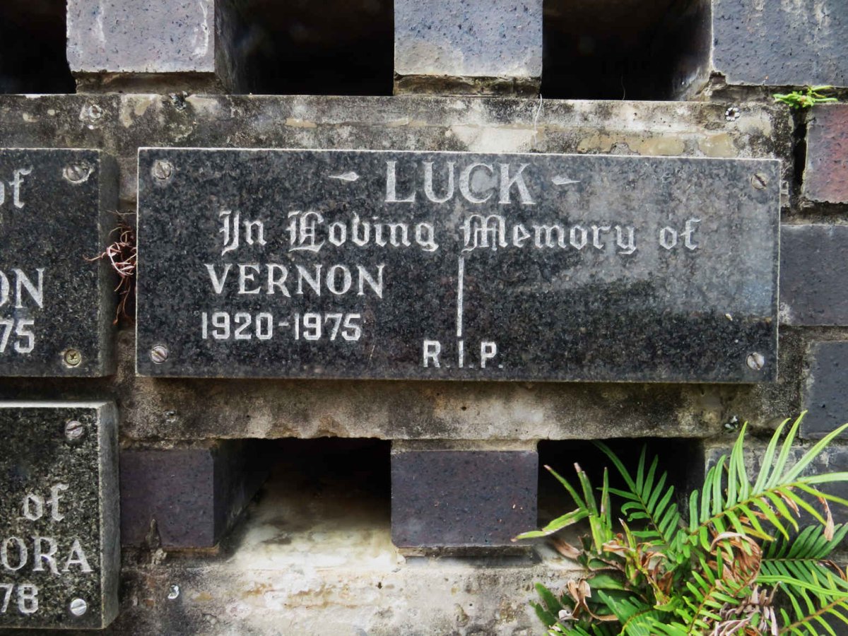 LUCK Vernon 1920-1975