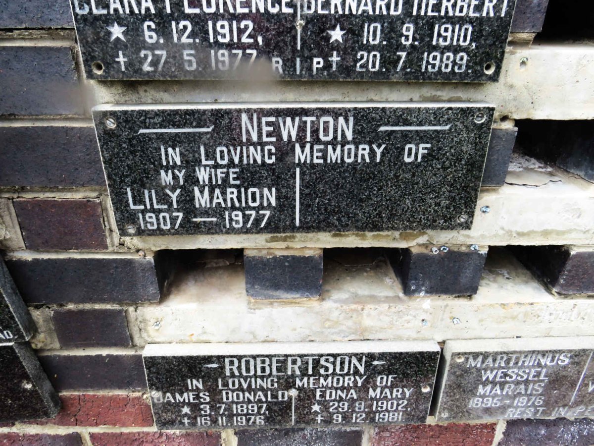 NEWTON Lily Marion 1907-1977
