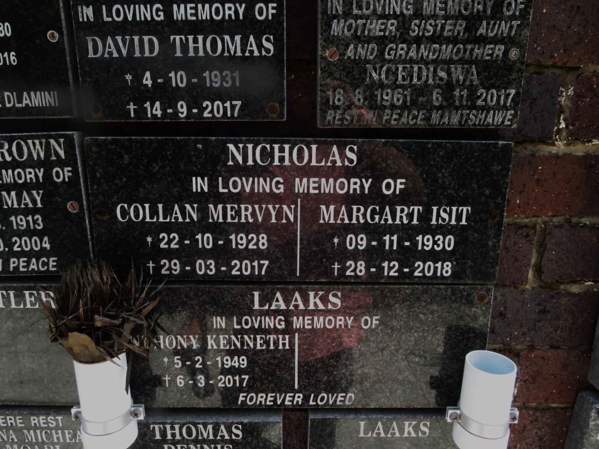 NICHOLAS Collan Mervyn 1928-2017 &amp; Margart Isit 1930-2018