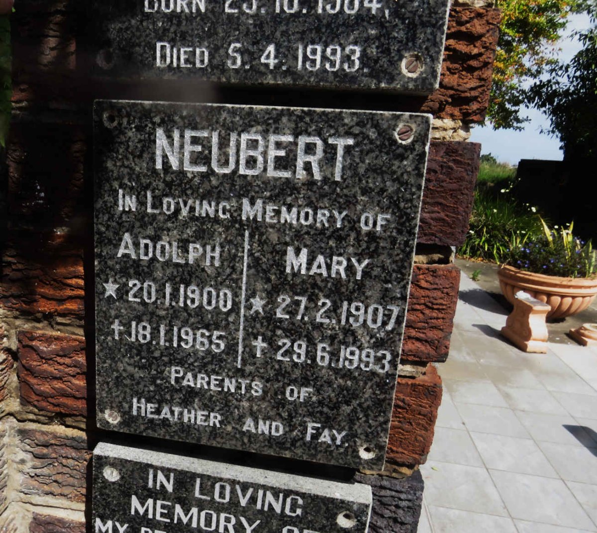 NEUBERT Adolph 1900-1965 &amp; Mary 1907-1993