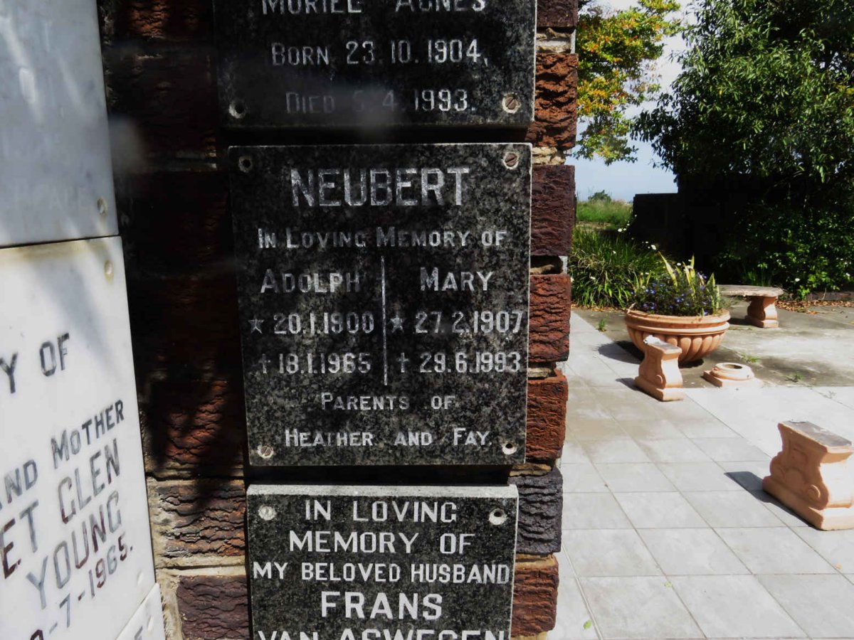 NEUBERT Adolph 1900-1965 &amp; Mary 1907-1993