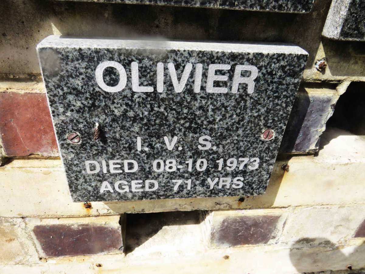 OLIVIER I.V.S. -1973