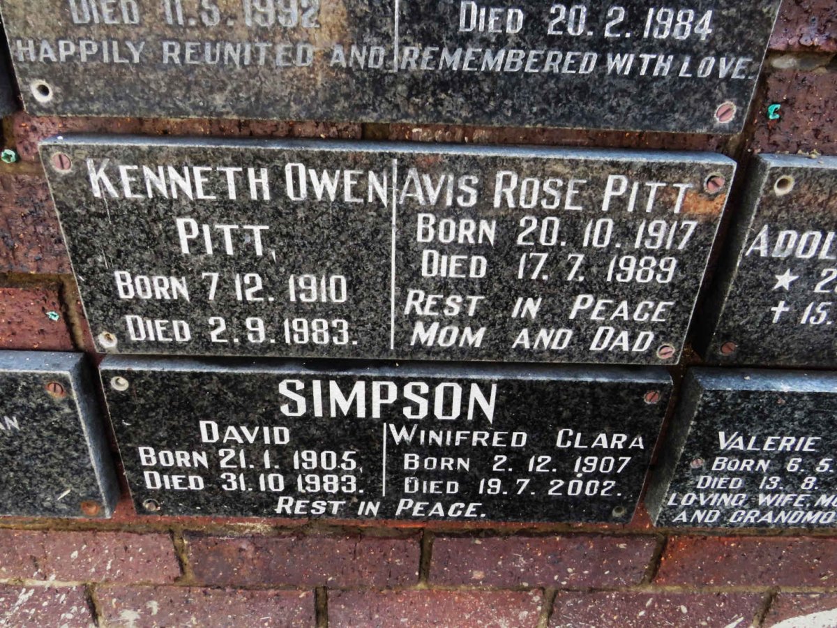 PITT Kenneth Owen 1910-1983 &amp; Avis Rose 1917-1989