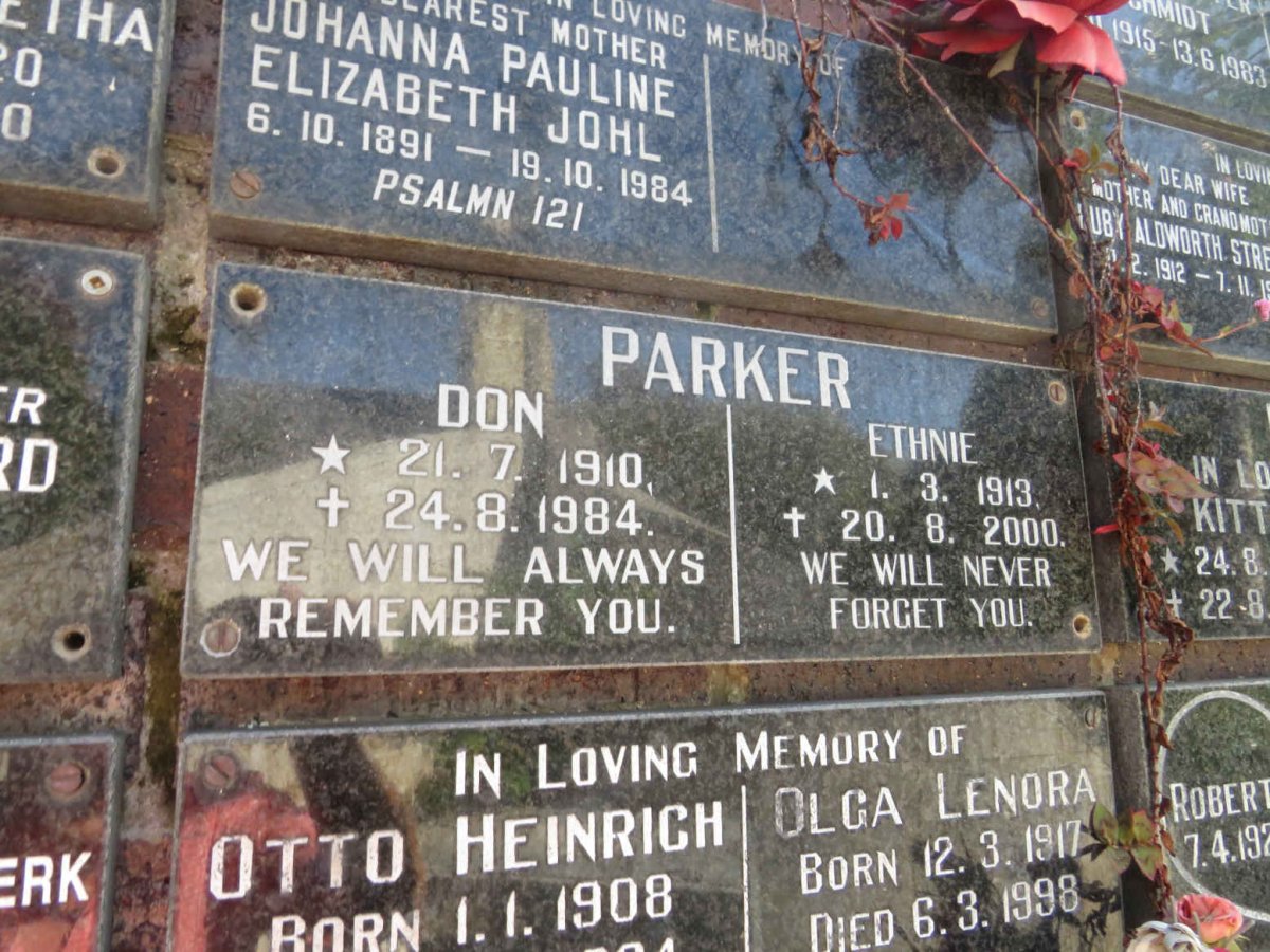 PARKER Don 1910-1984 &amp; Ethnie 1913-2000