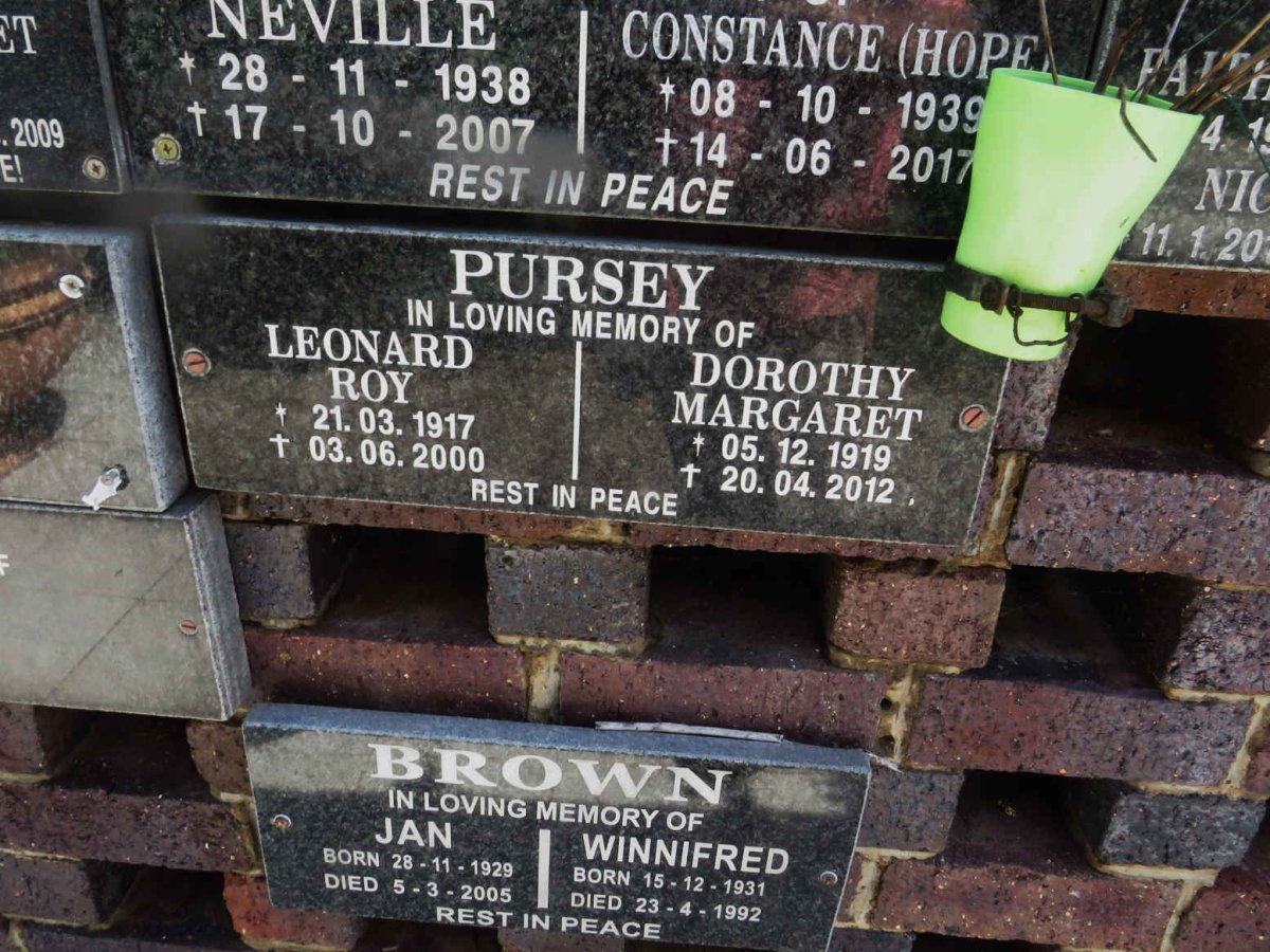 PURSEY Leonard Roy 1917-2000 &amp; Dorothy Margaret 1919-2012