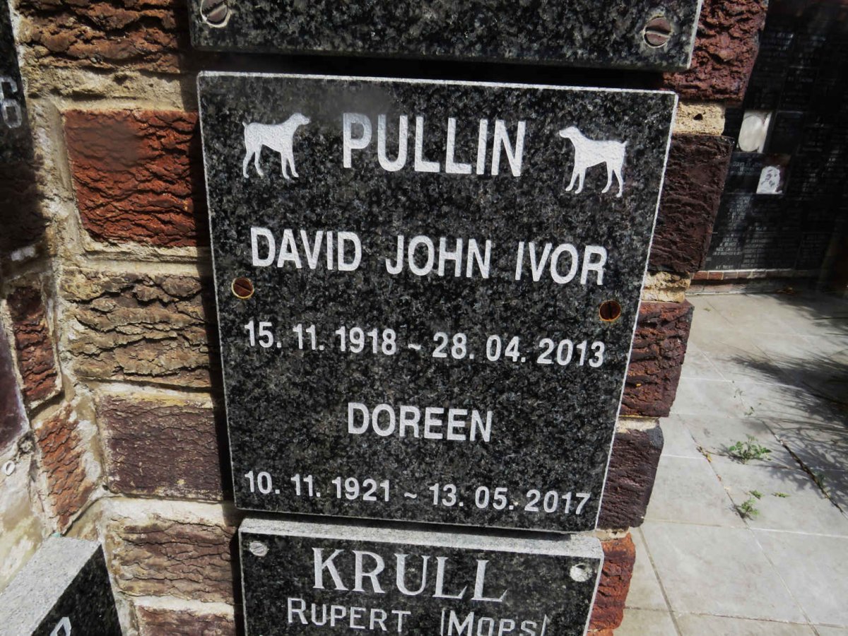 PULLIN David John Ivor 1918-2013 &amp; Doreen 1921-2017