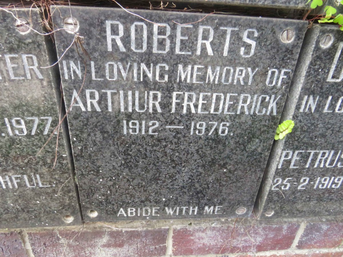 ROBERTS Arthur Frederick 1912-1976