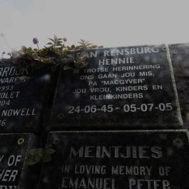 RENSBURG Hennie, van 1945-2005