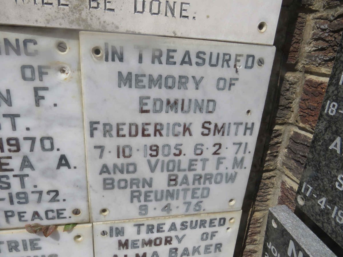 SMITH Frederick 1905-1971 &amp; Violet F.M. BARROW -1975