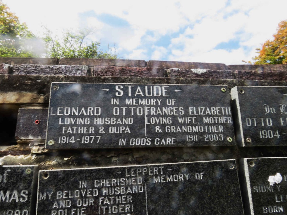 STAUDE Leonard Otto 1914-1977 &amp; Frances Elizabeth 1911-2003