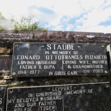 STAUDE Leonard Otto 1914-1977 &amp; Frances Elizabeth 1911-2003