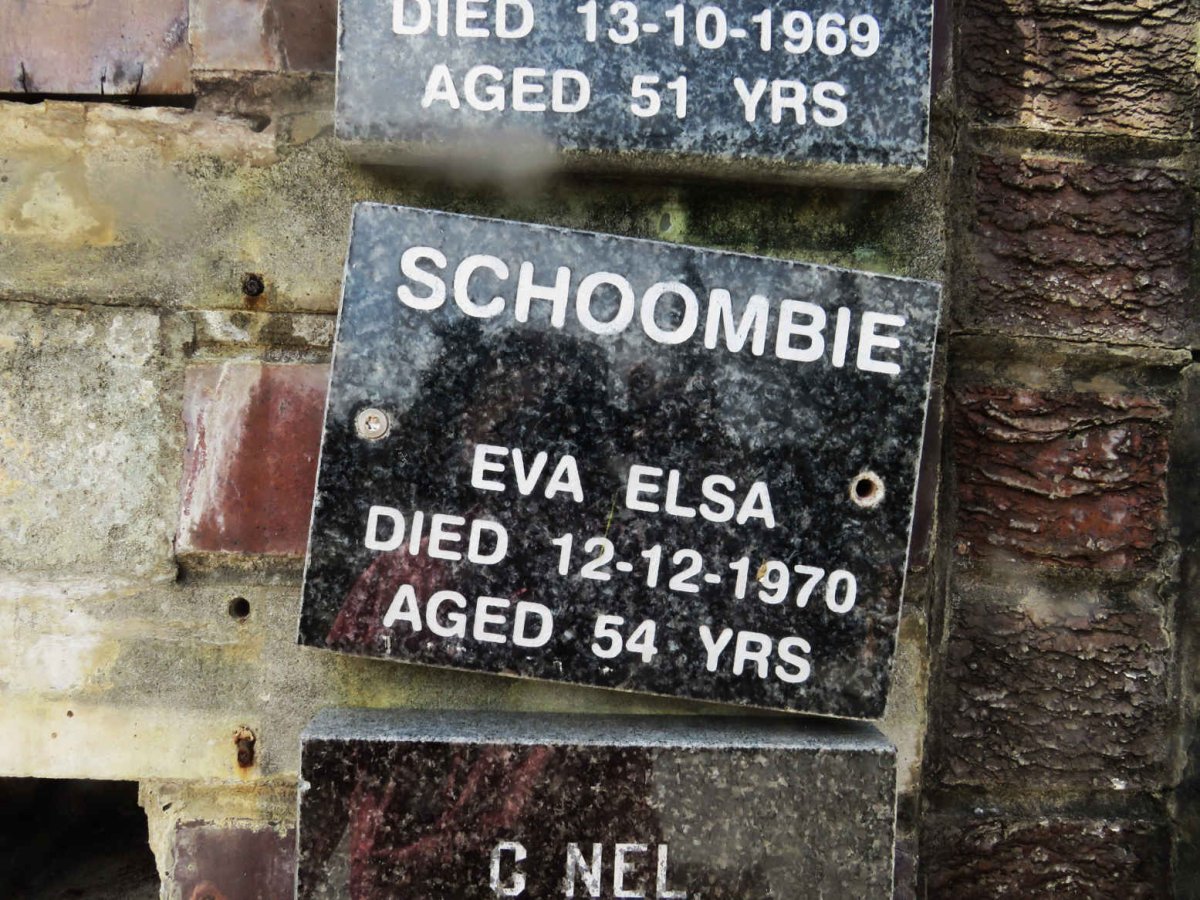 SCHOOMBIE Eva Elsa -1970