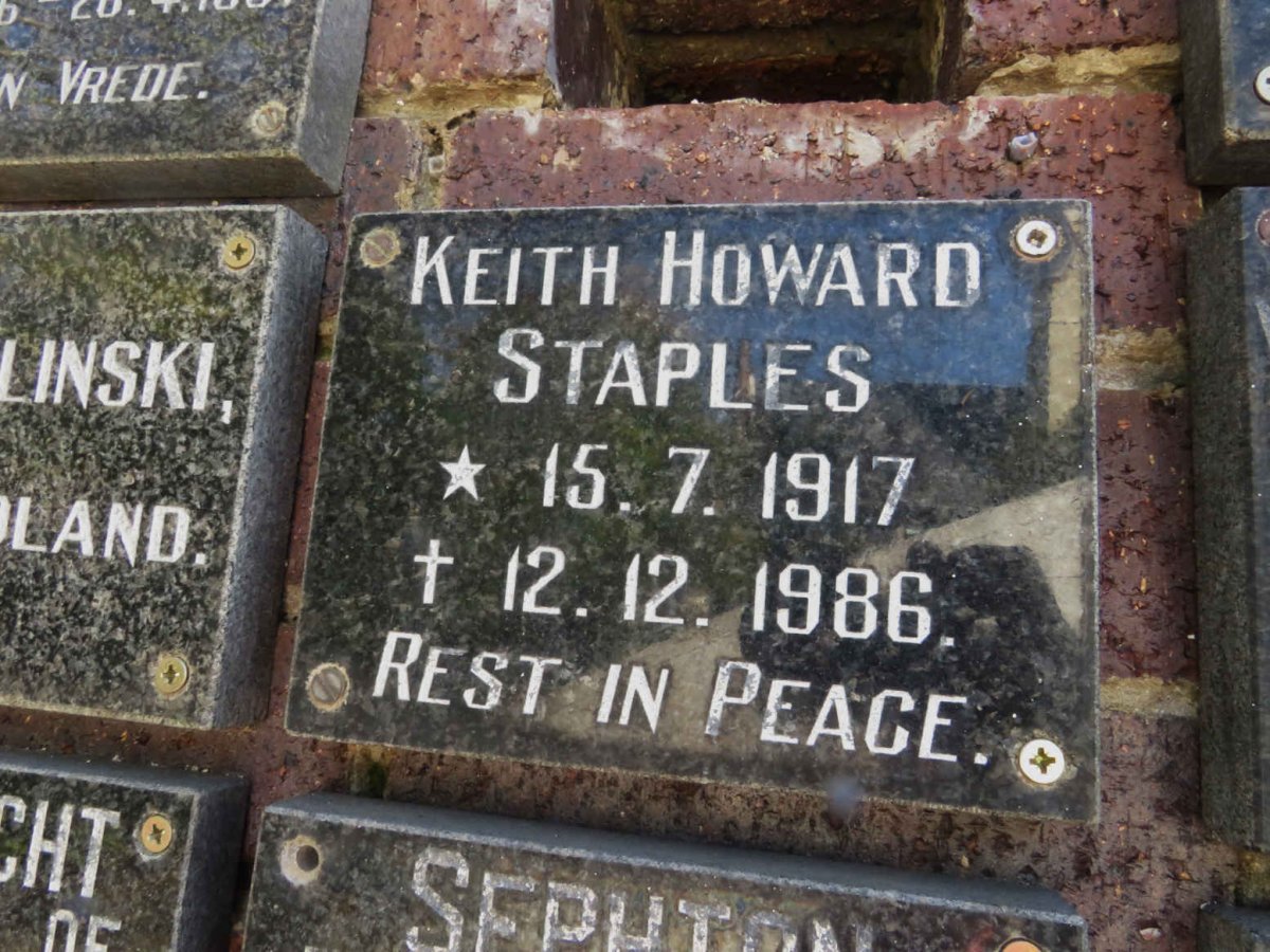 STAPLES Keith Howard 1917-1986