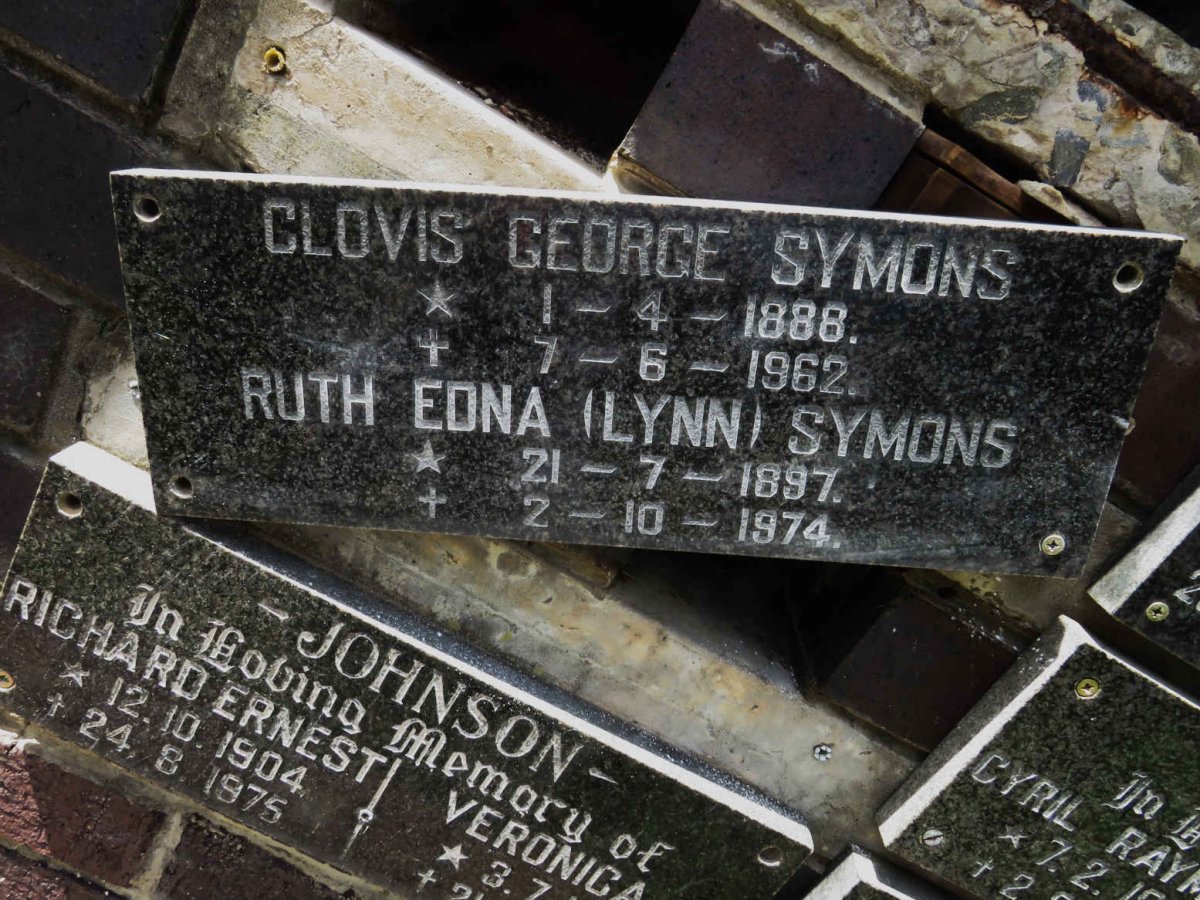 SYMONS Clovis George 1888-1962 &amp; Ruth Edna 1897-1974