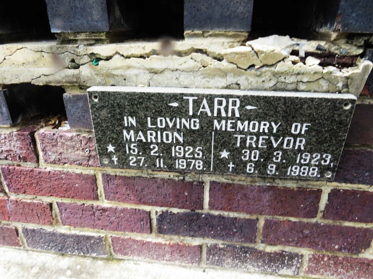 TARR Trevor 1923-1998 &amp; Marion 1925-1978