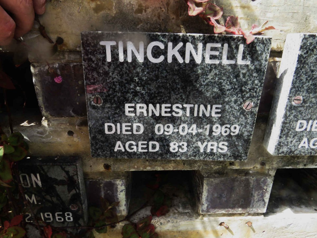 TINCKNELL Ernestine -1969