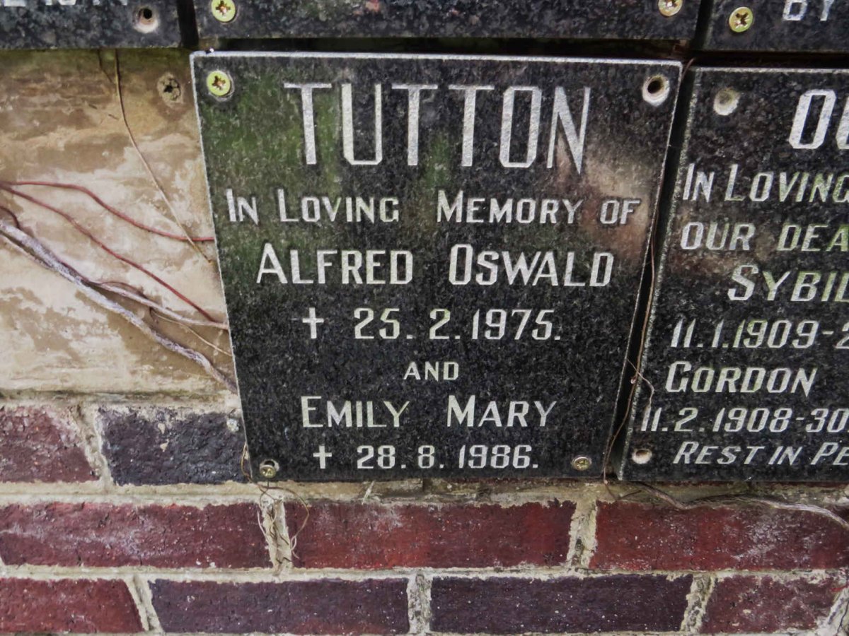 TUTTON Alfred Oswald -1975 &amp; Emily Mary -1986