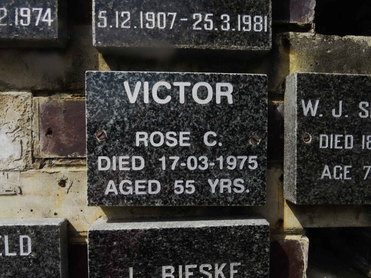 VICTOR Rose C. -1975