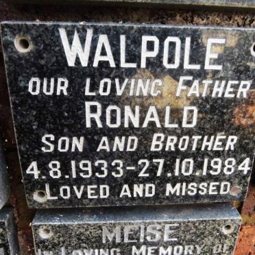 WALPOLE Ronald 1933-1984