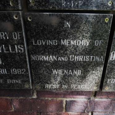 WIENAND Norman &amp; Christina