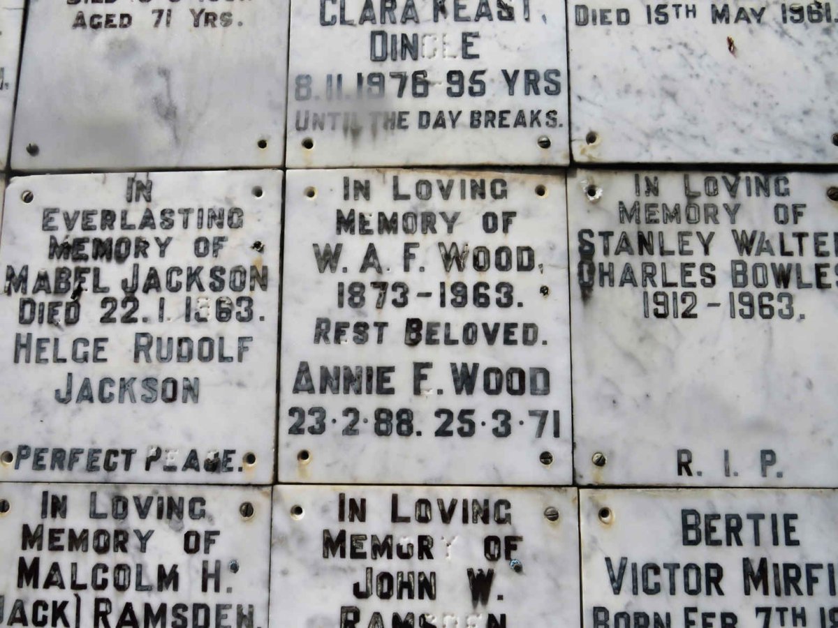 WOOD W.A.F. 1873-1963 &amp; Annie F. 1888-1971