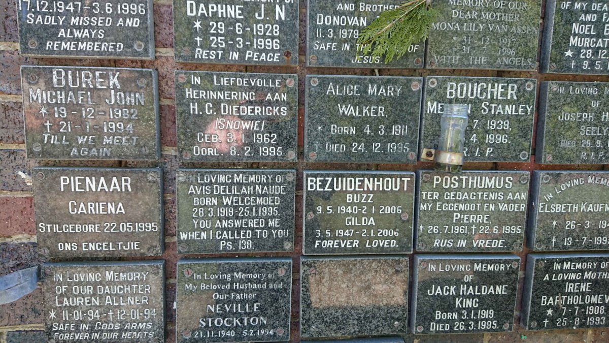 08. Memorial Wall
