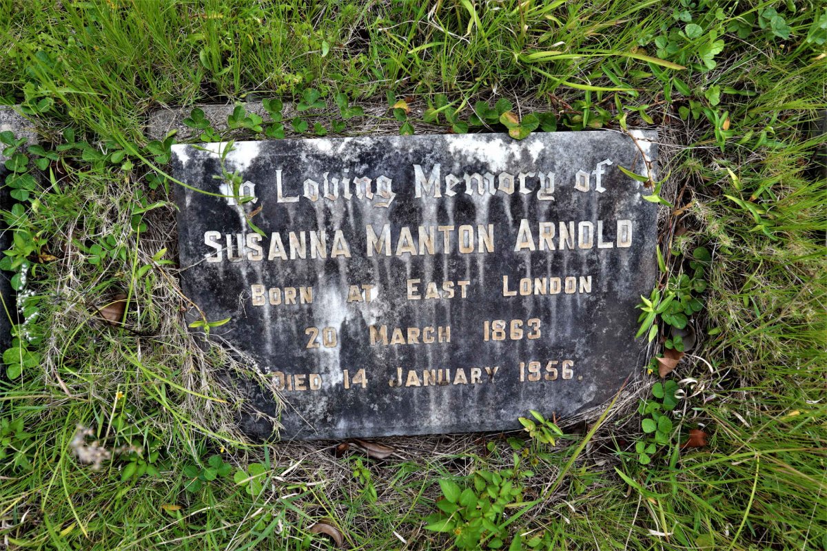 ARNOLD Susanna Manton 1863-1956
