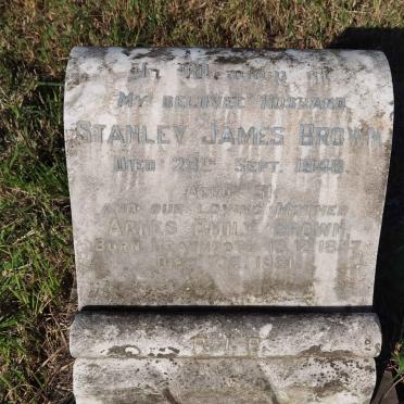 BROWN Stanley James -1948 & Agnes Emily HEATHCOTE 1897-1981