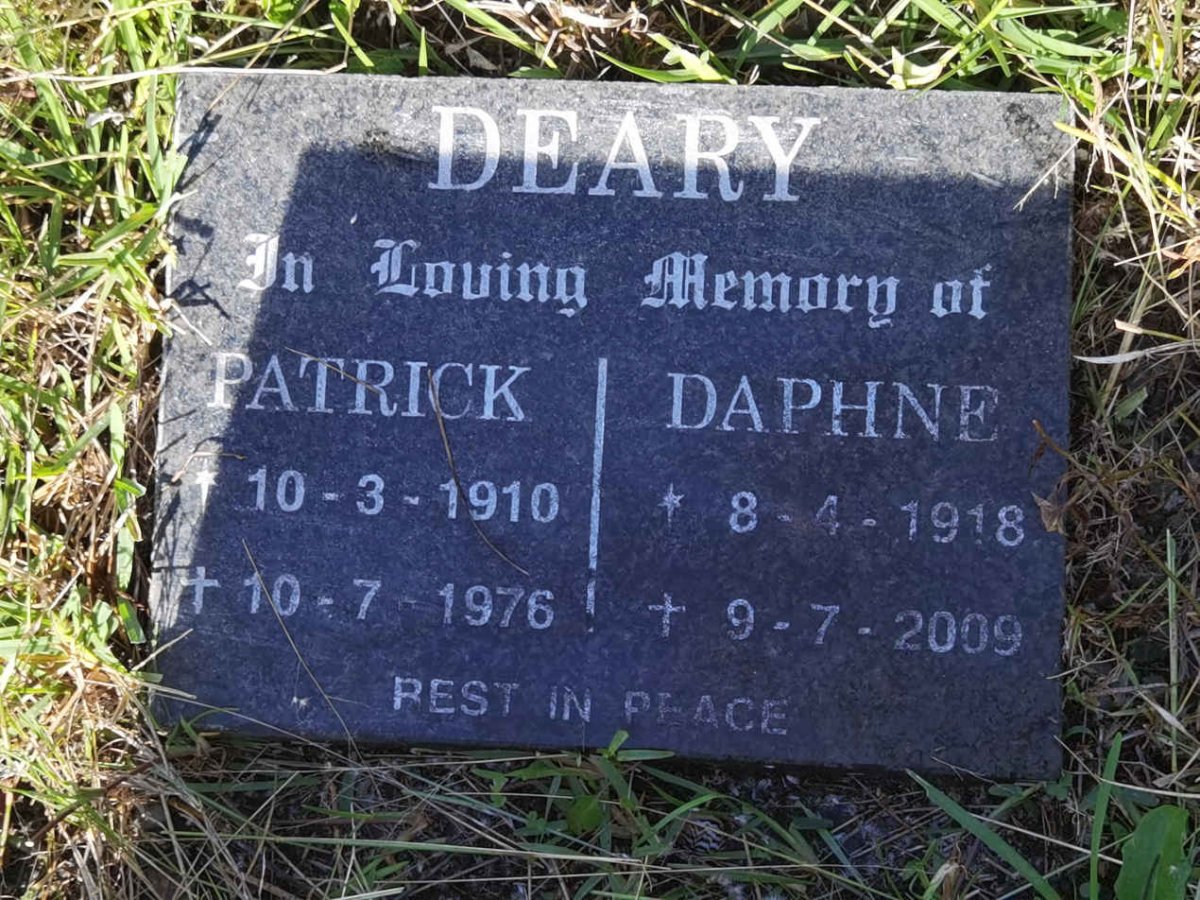 DEARY Patrick 1910-1976 &amp; Daphne 1918-2009