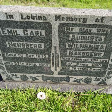 HENSBERG Emil Carl 1872-1952 &amp; Augusta Wilhemina  -1945