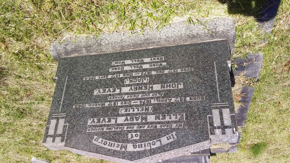 LEVEY John Henry 1875-1944 &amp; Ellen Mary 1874-1943