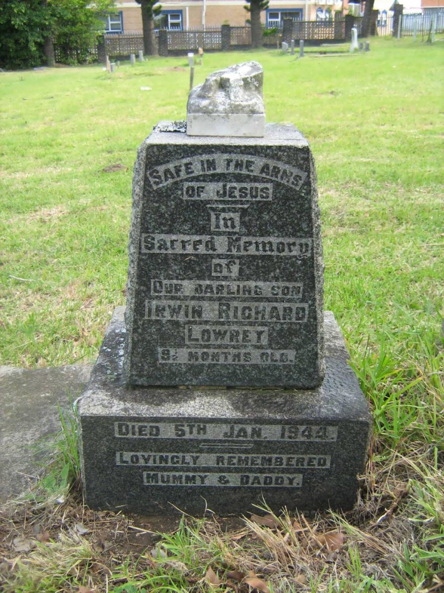 LOWREY Irwin Richard -1944